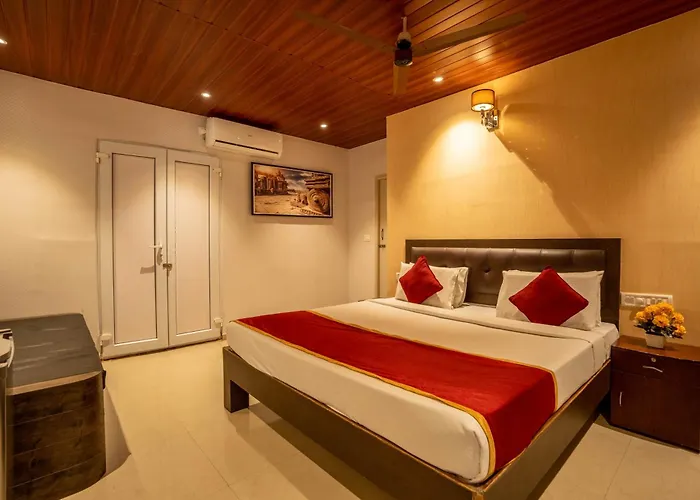 Four-Bedroom Penthouse Apartment